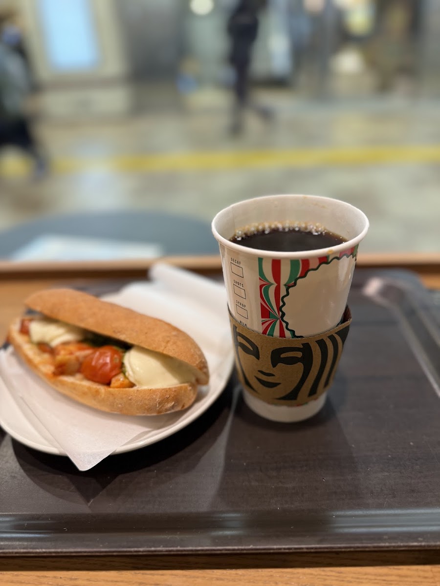 Starbucks Coffee - Atré Kameido Photos 9