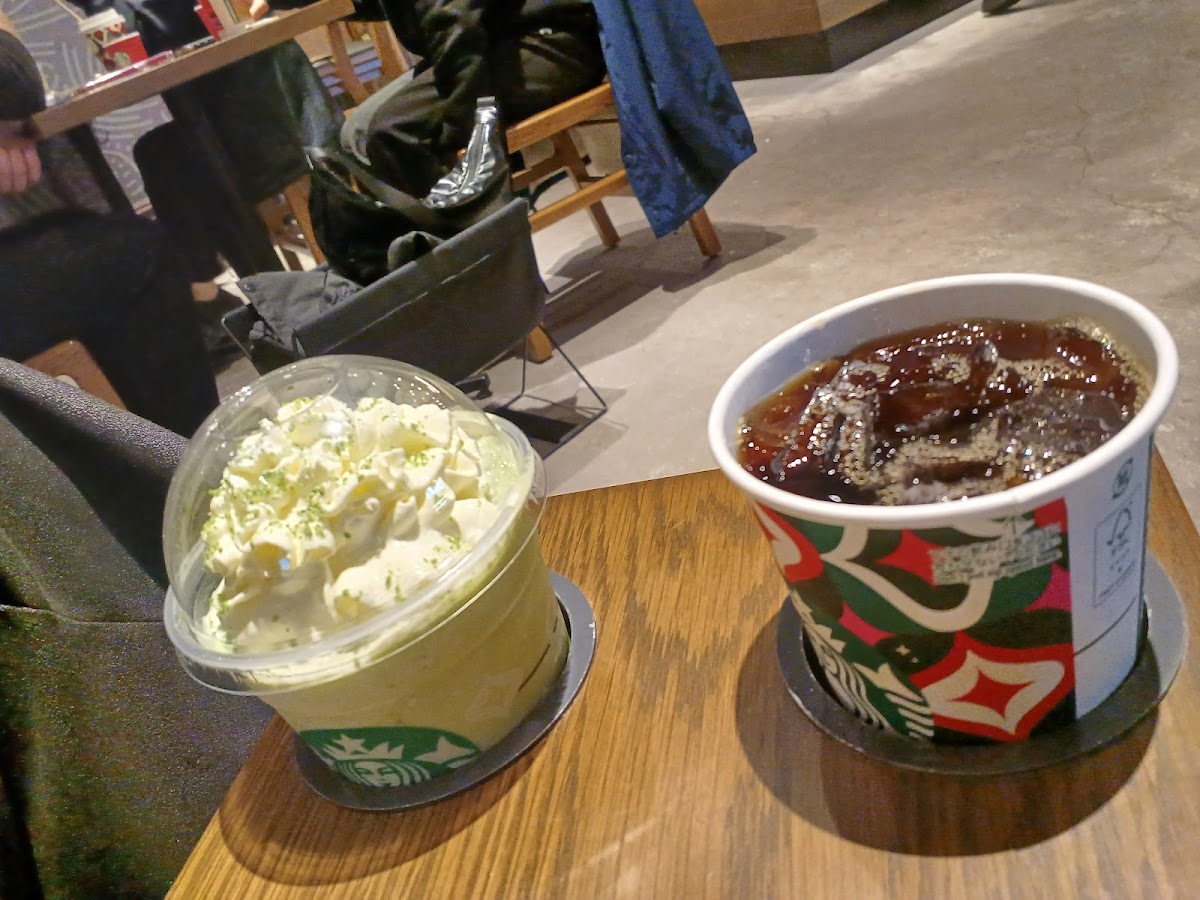 Starbucks Coffee - Lucua Osaka 9F Photos 9