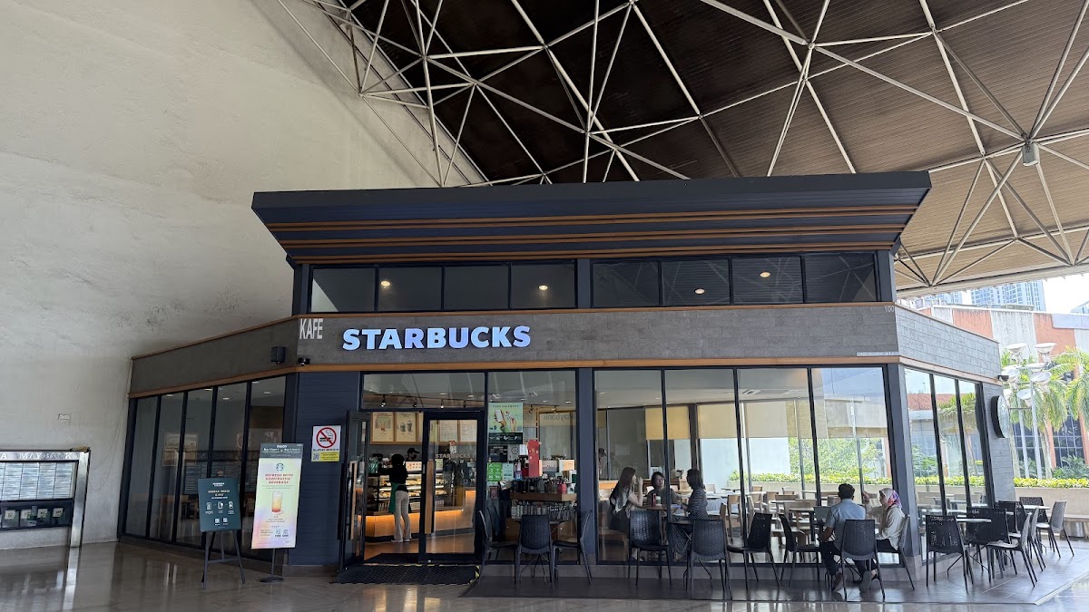 Starbucks @menara Maybank Photos 2