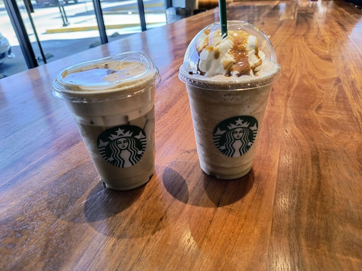 Starbucks Plaza Las Alondras Dt Photos 2