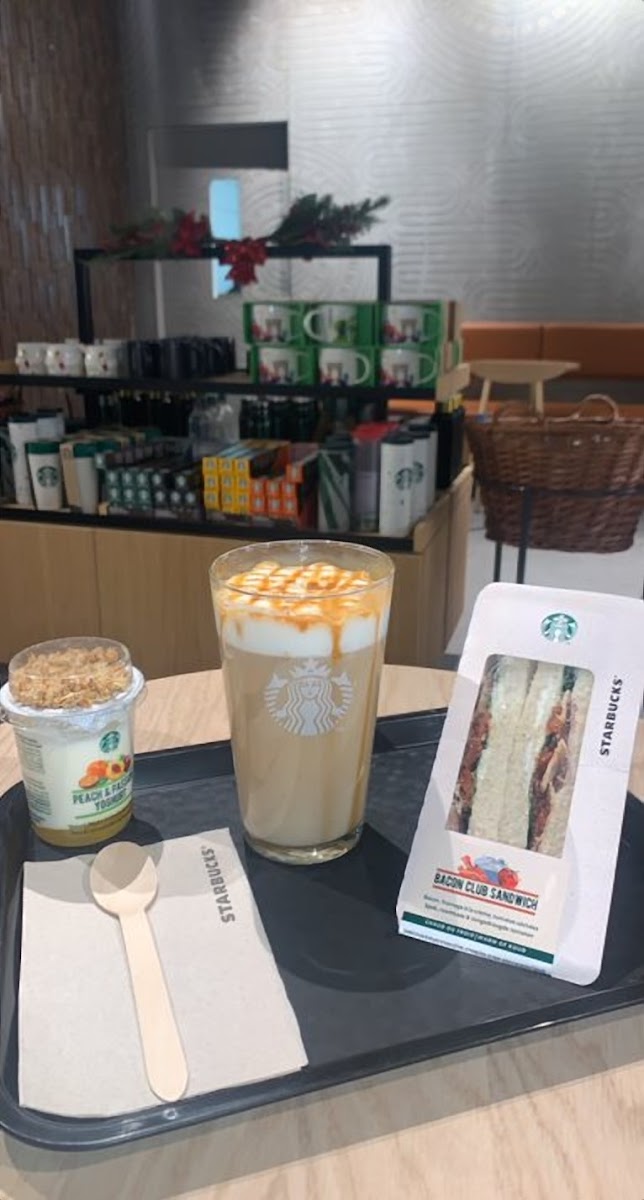 Starbucks T1 Zr Portes 10- 38 Photos 2