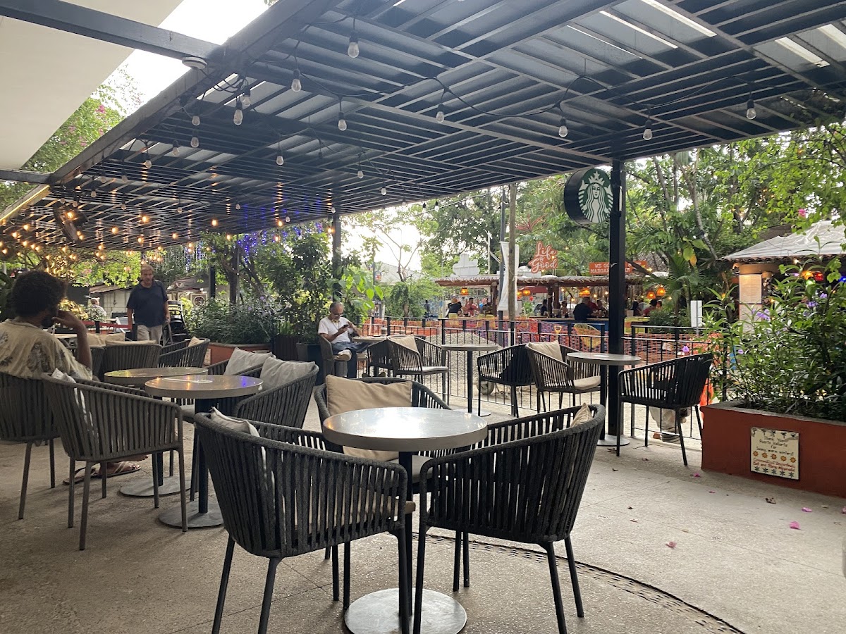 Starbucks Zona Romántica Puerto Vallarta