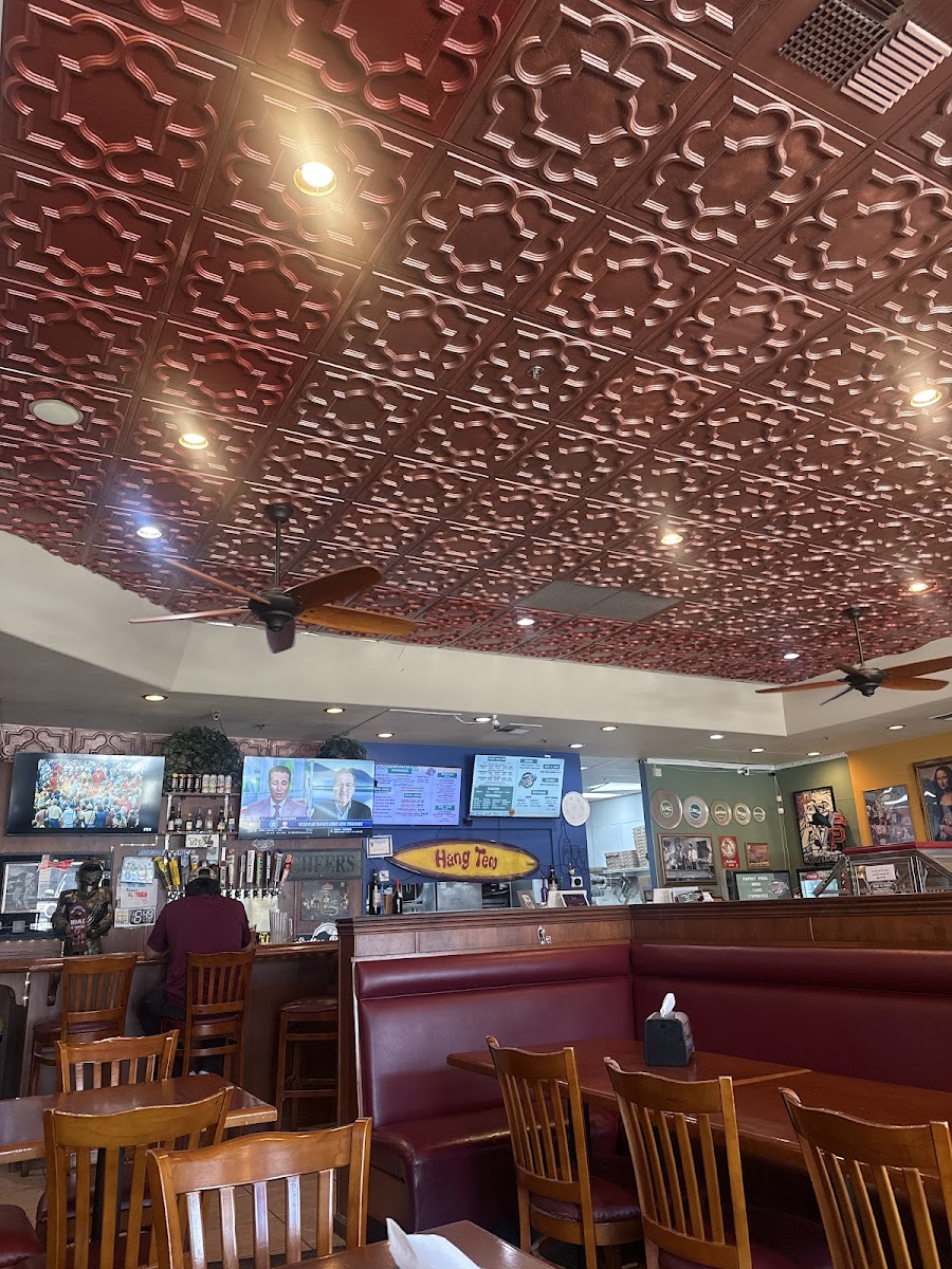 Straw Hat Pizza Photos 2