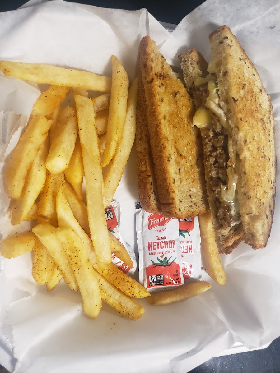 Sugar Lou's Southern Creole Cuisine Photos 9