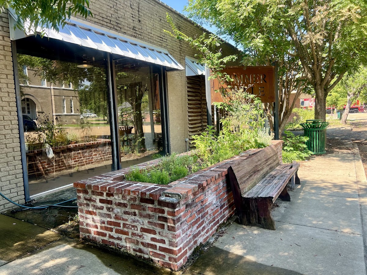Sumner Grille Photos 2