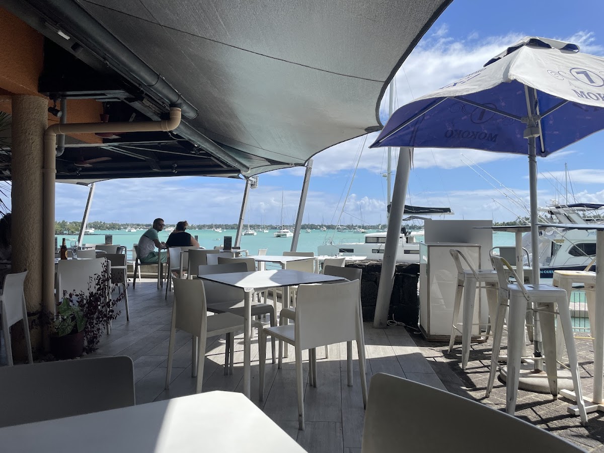 Sunset Café Grand Baie