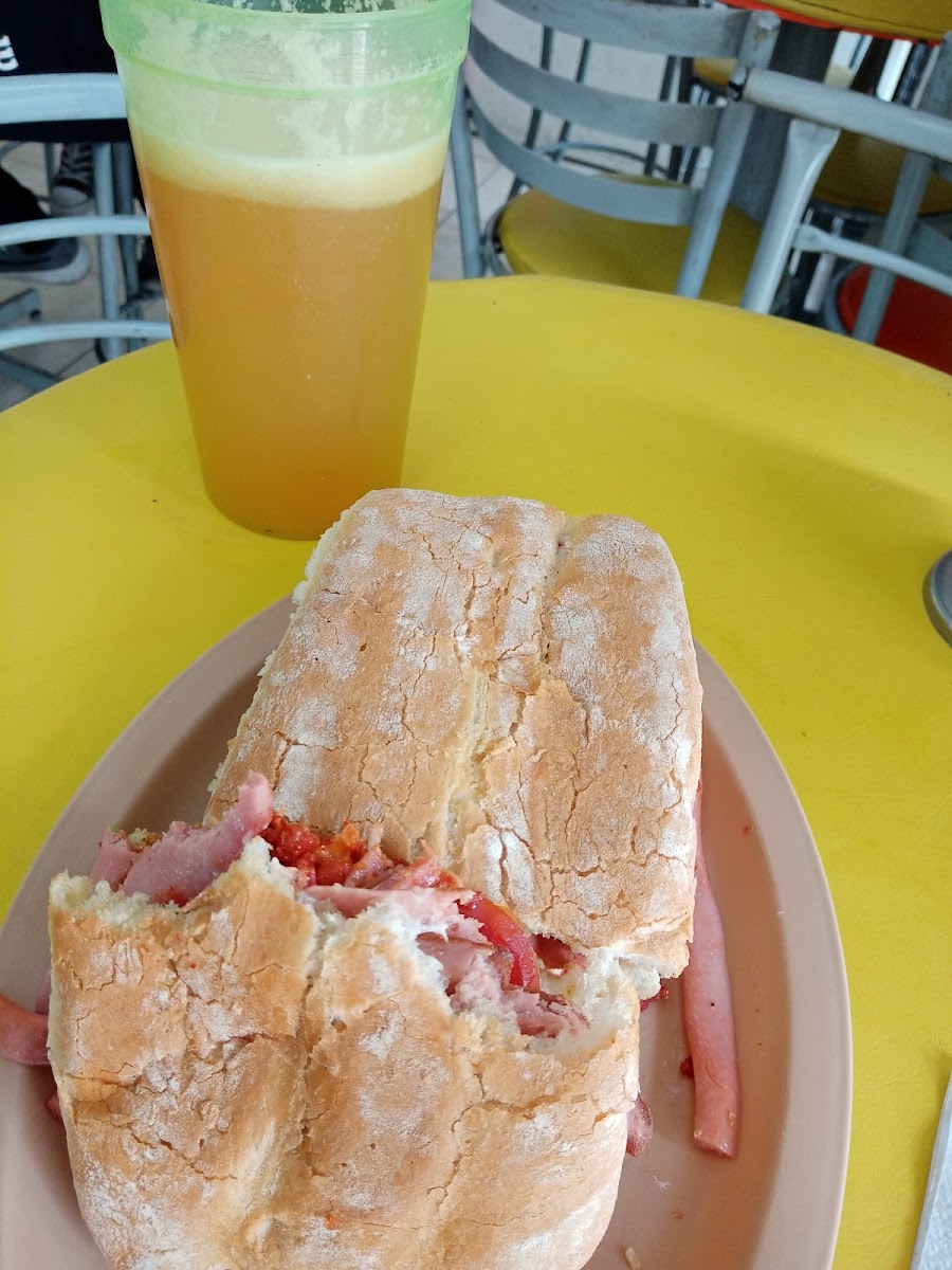 Super Tortas El Moreno Photos 9