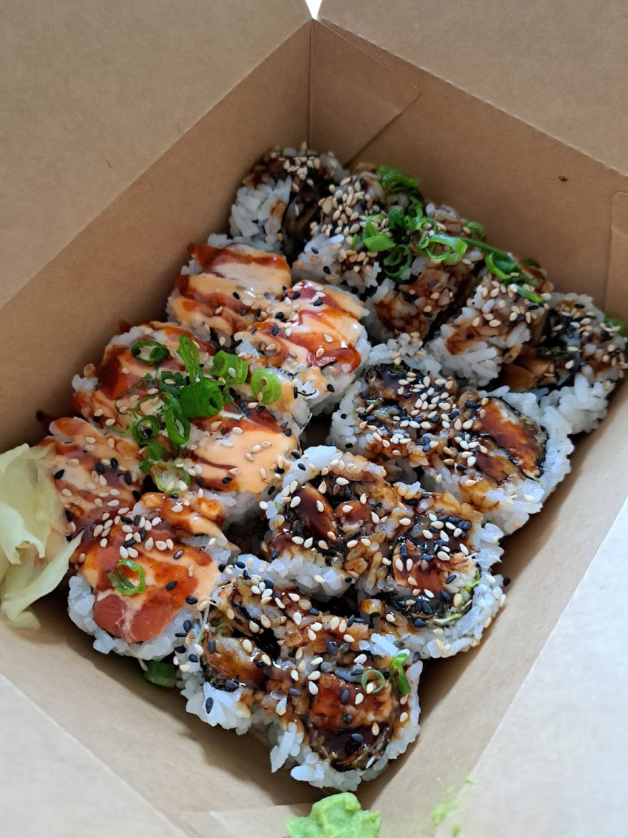 Sushi Flamingo Kitsilano Vancouver Photos 9