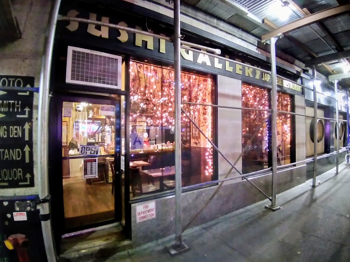 Sushi Gallery