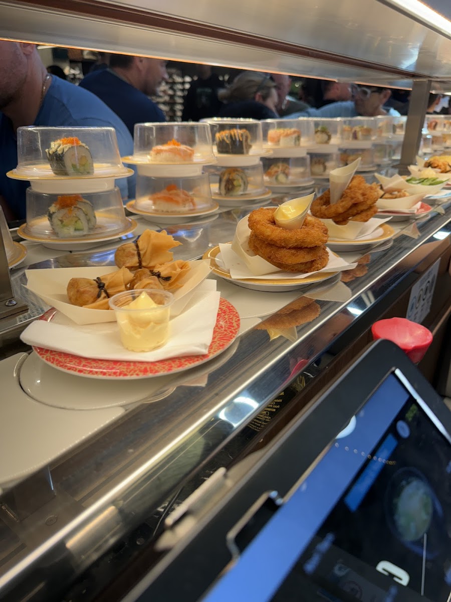 Sushi Hub Highpoint Photos 9