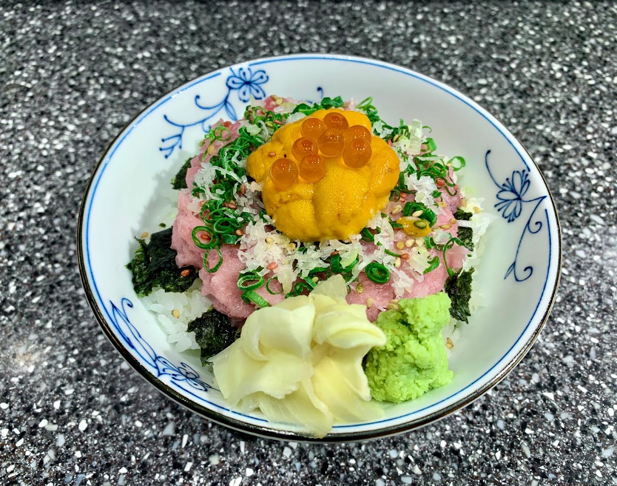 Sushi Kumo Photos 2