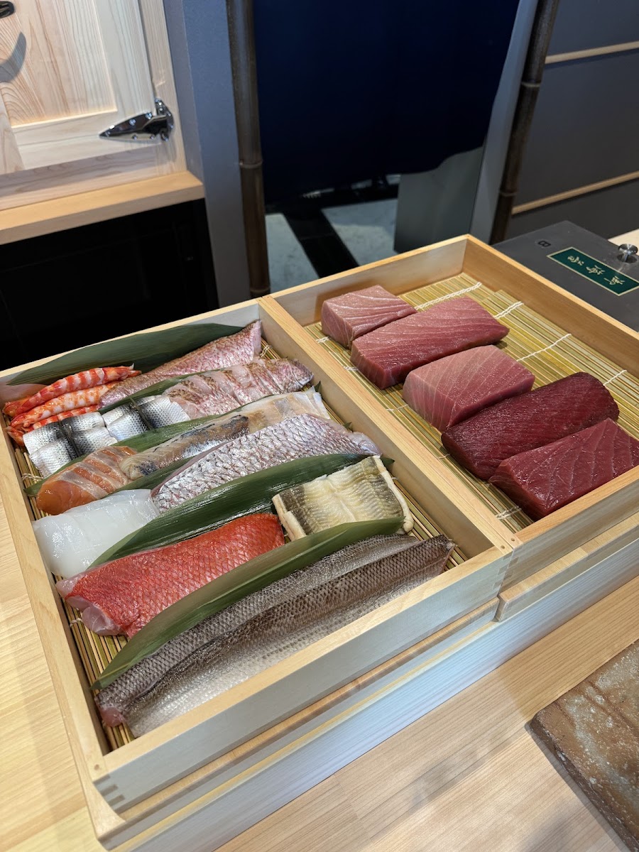 Sushi Maeda Photos 9