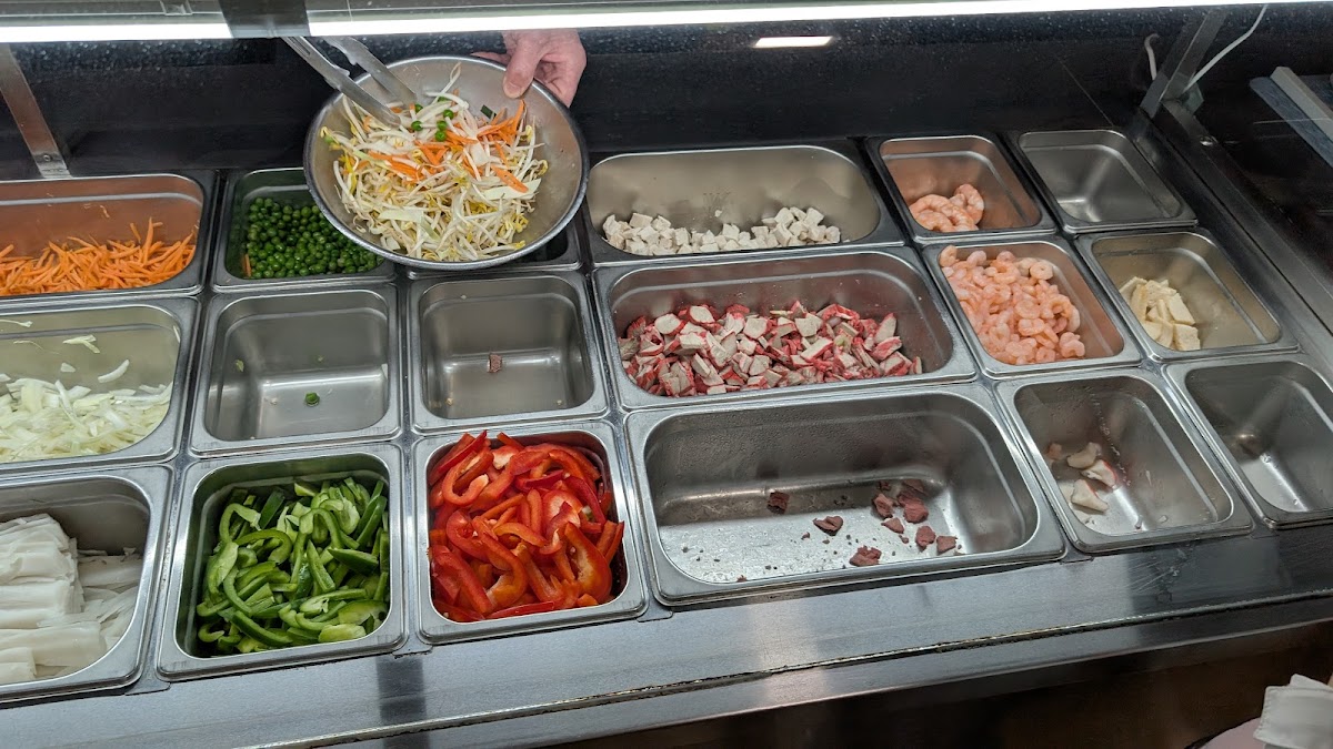 Sushi & Noodle Canteen Photos 2