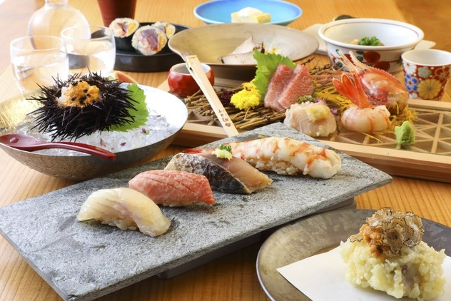 Sushi Yoshikawa Photos 2