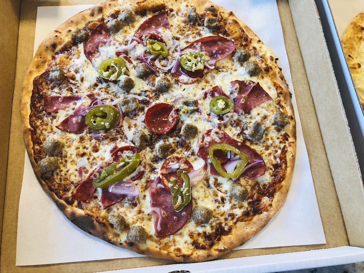 Suzy's Pizza Photos 9