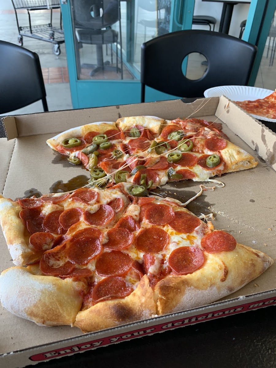 Sweet Basil Pizza Photos 9