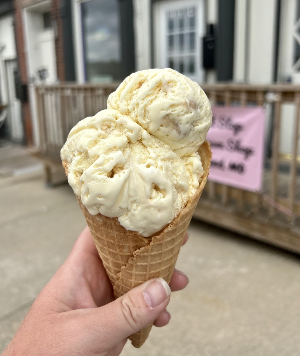 Sweet Stop Ice Cream Shop And Mobile Catering Photos 2