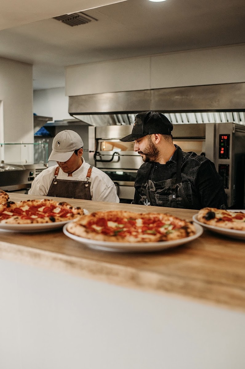 Sylvia Pizza Photos 9