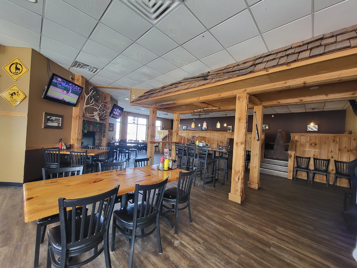T-Dawgs Bar & Grill Photos 2