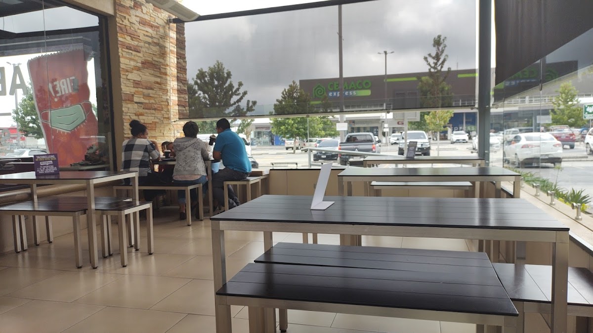 Taco Bell • Plaza Madero Photos 2