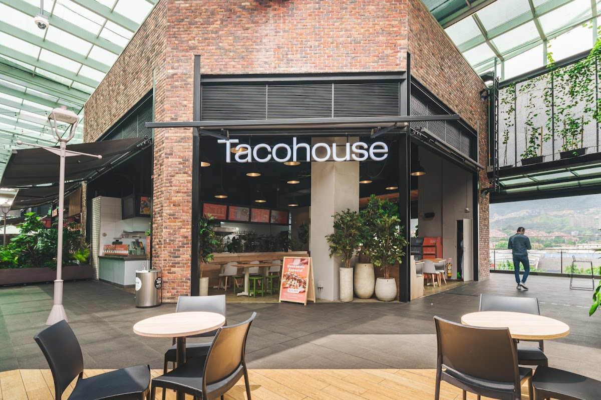 Tacohouse Viva Envigado - Cocina Contundente