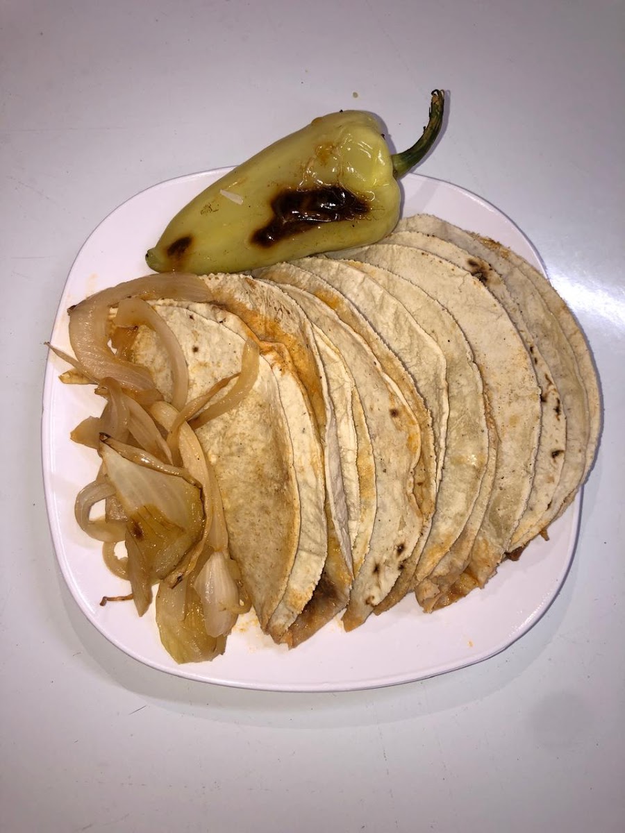 Tacos De Barbacoa Miguelón