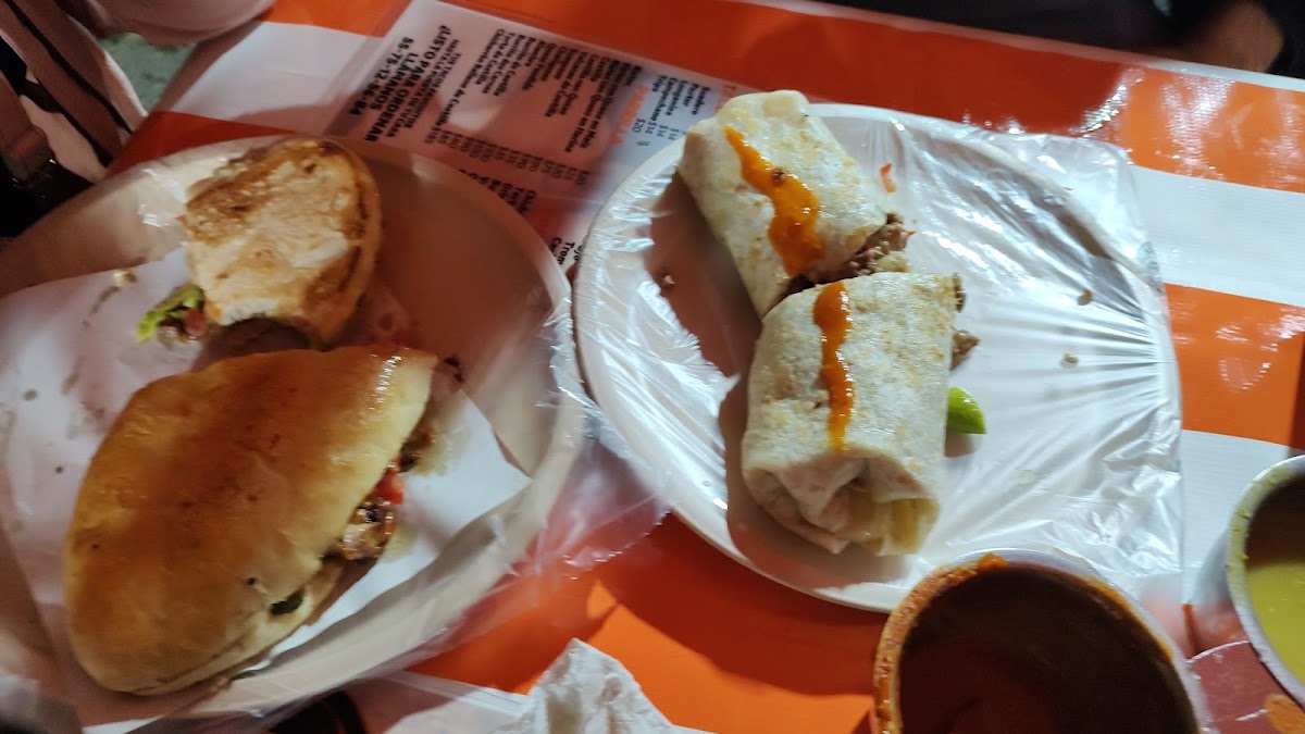 Tacos El Mirrey Photos 9
