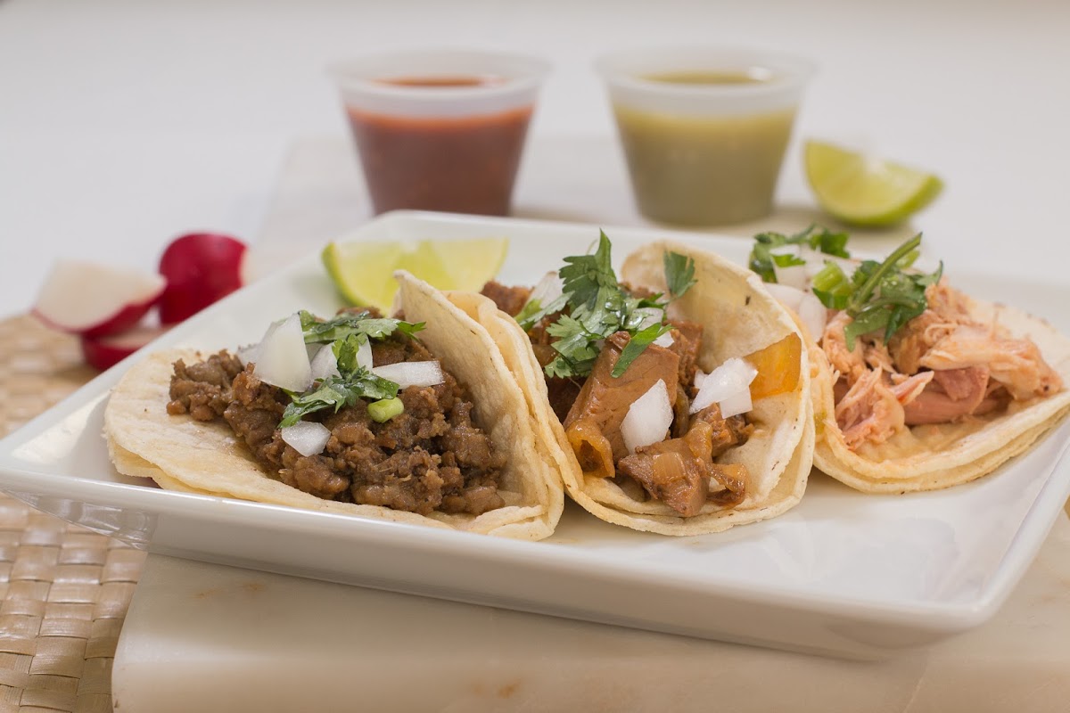 Tacos Estrella Photos 2