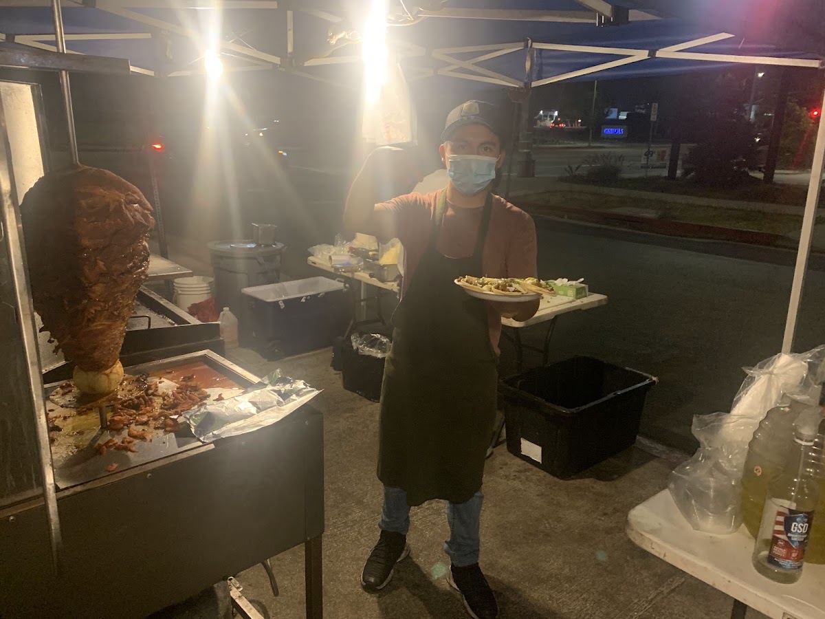 Tacos Los Primos - Lonchera