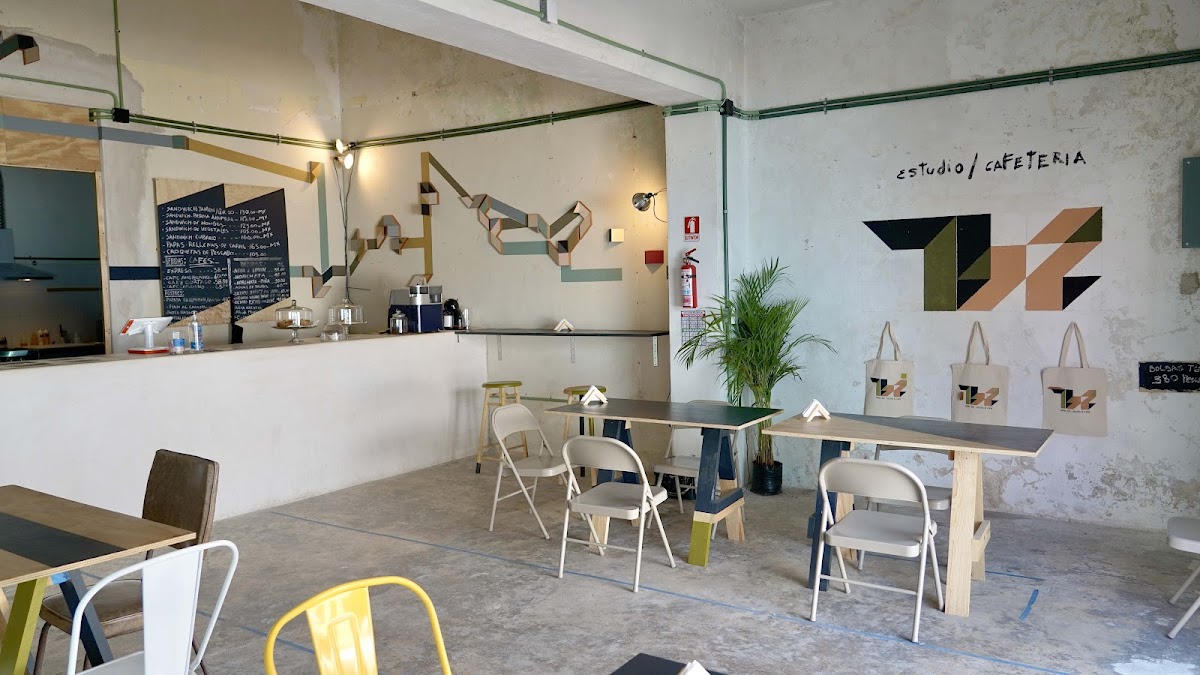 Taller 62 Estudio / Cafetería