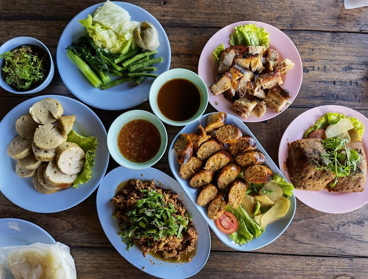 Tamnansiam Thai Restaurant Photos 2