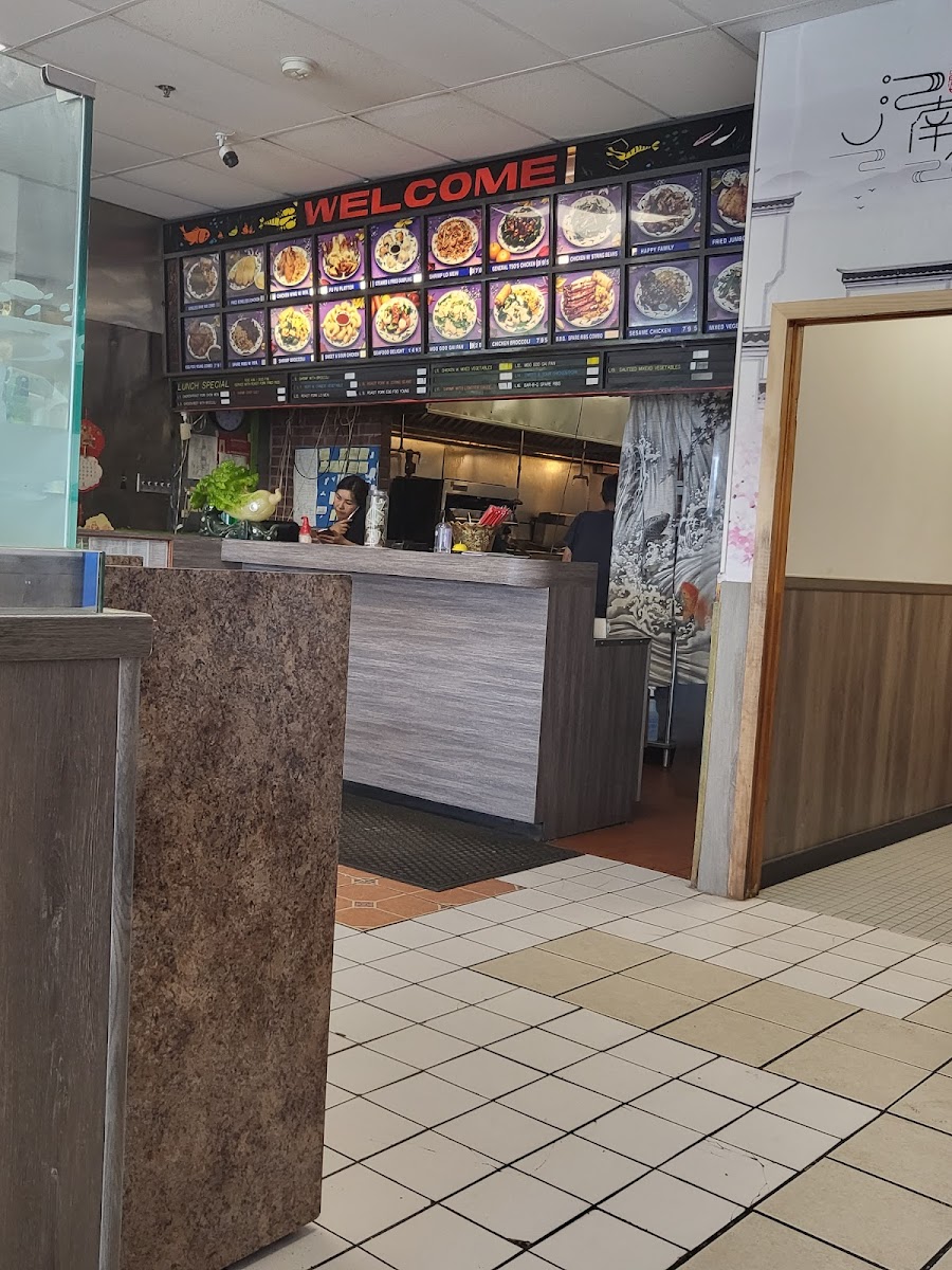 Tan May Chinese Restaurant