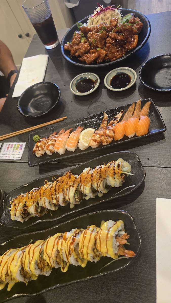 Tanoshi Dubbo Photos 2