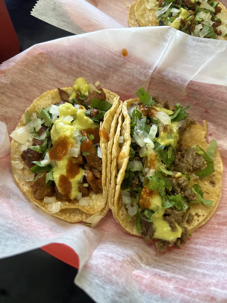 Taqueria Los Compadres Photos 2