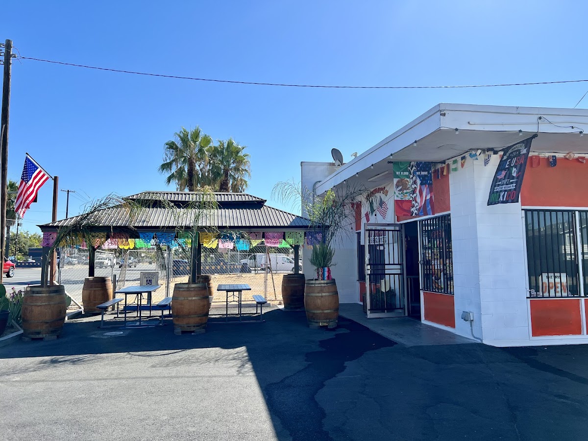 Taqueria Mi Raza Market