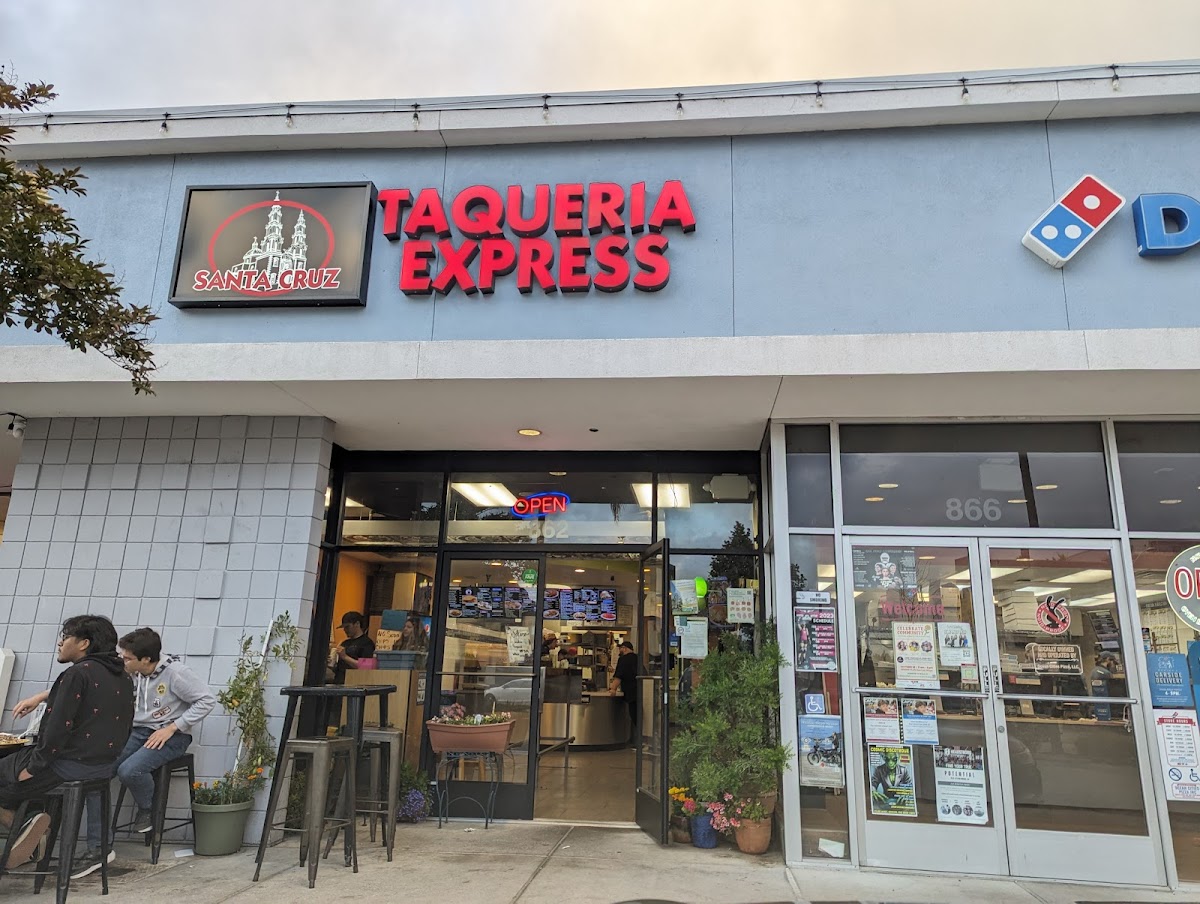 Taqueria Santa Cruz Express 2