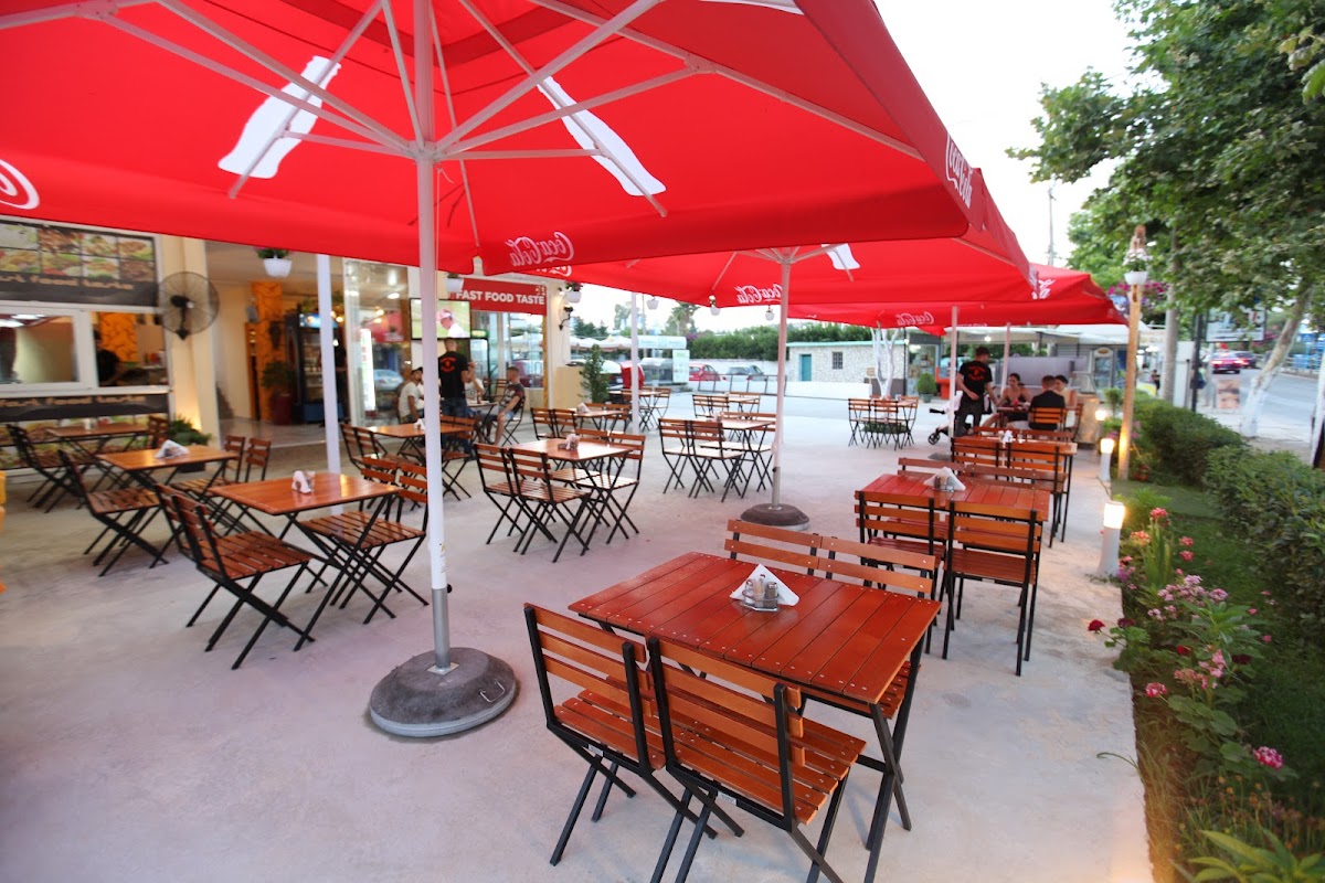 Taste Fast Food Grill Traditional