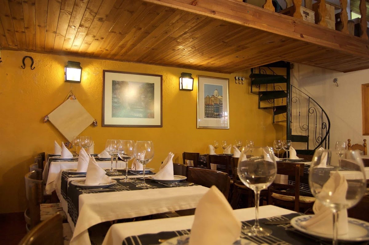 Taverna Dos Trovadores