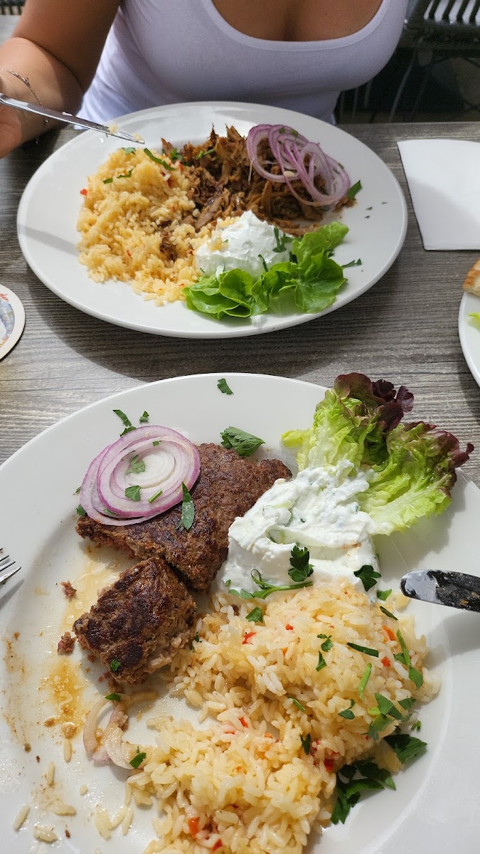 Taverna Hofanger Griechische & Deutsche Küche Photos 9