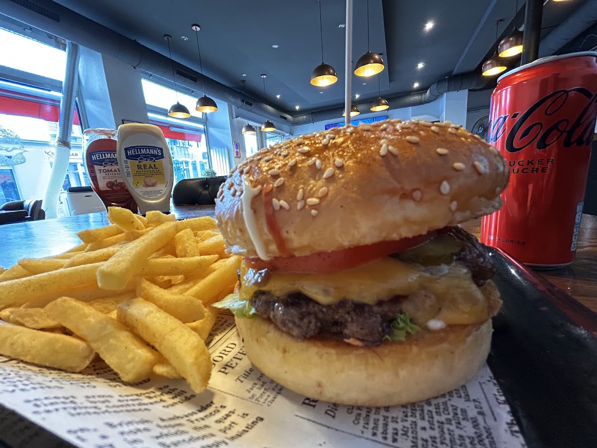 Tayyeb Burger Photos 2