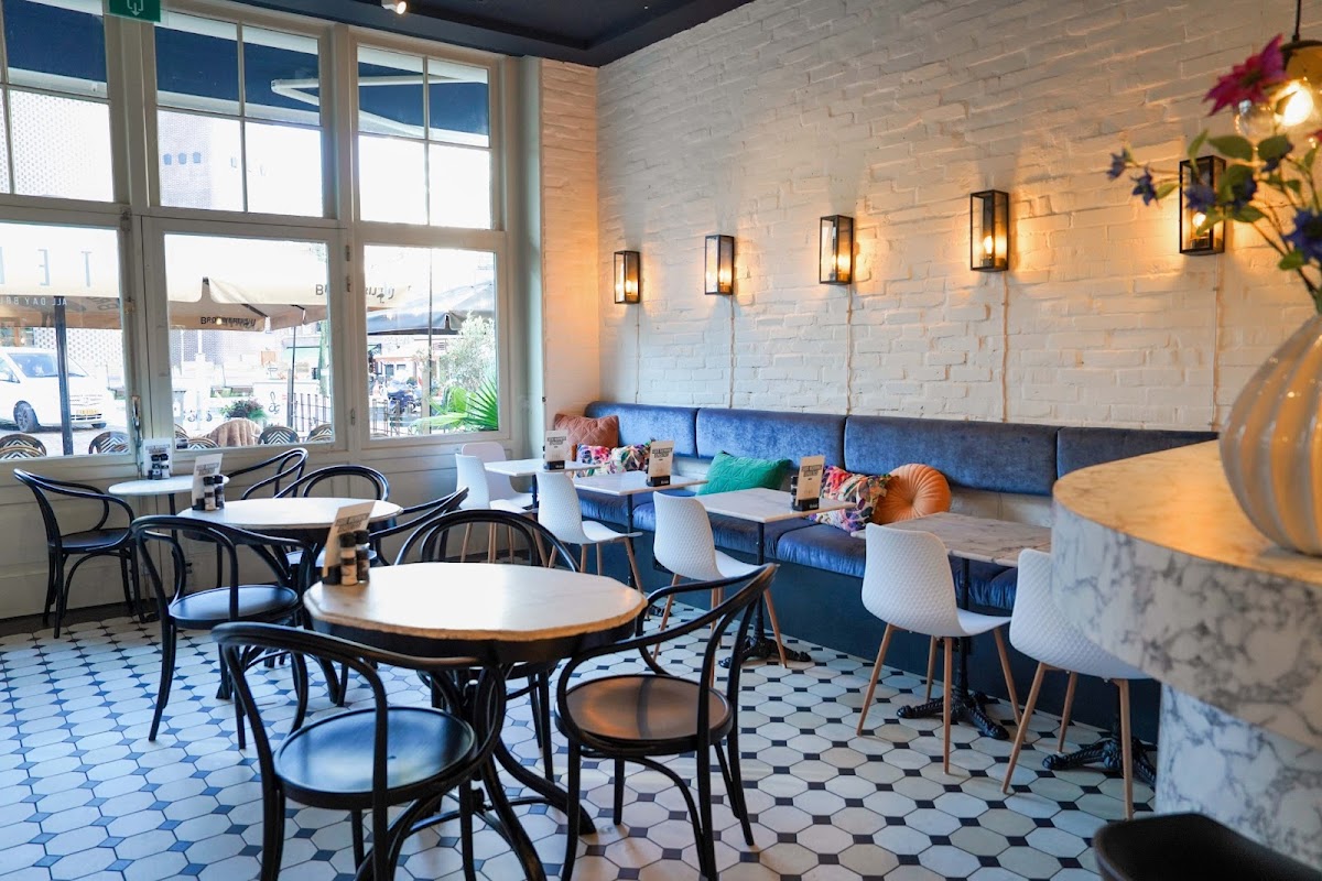 Teds Utrecht Stadhuisplein - All Day Food & Drinks