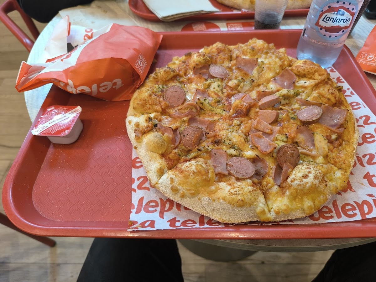 Telepizza Badajoz, González Serrano - Comida A Domicilio Photos 9