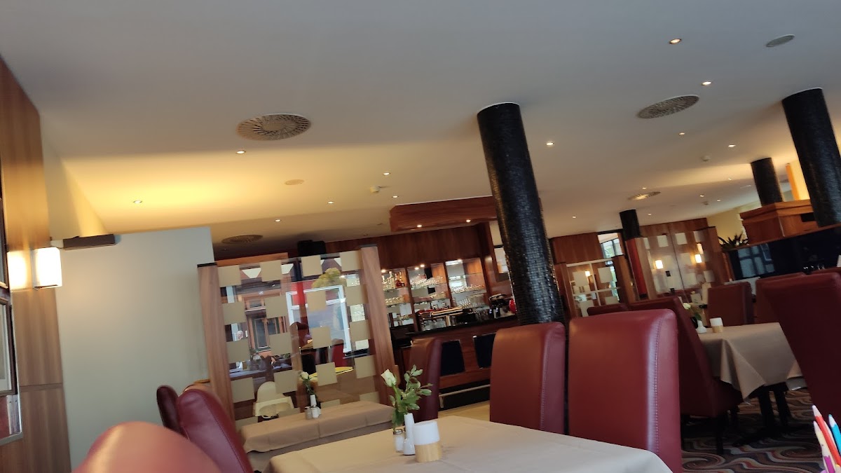 Teneo Restaurant & Bistro
