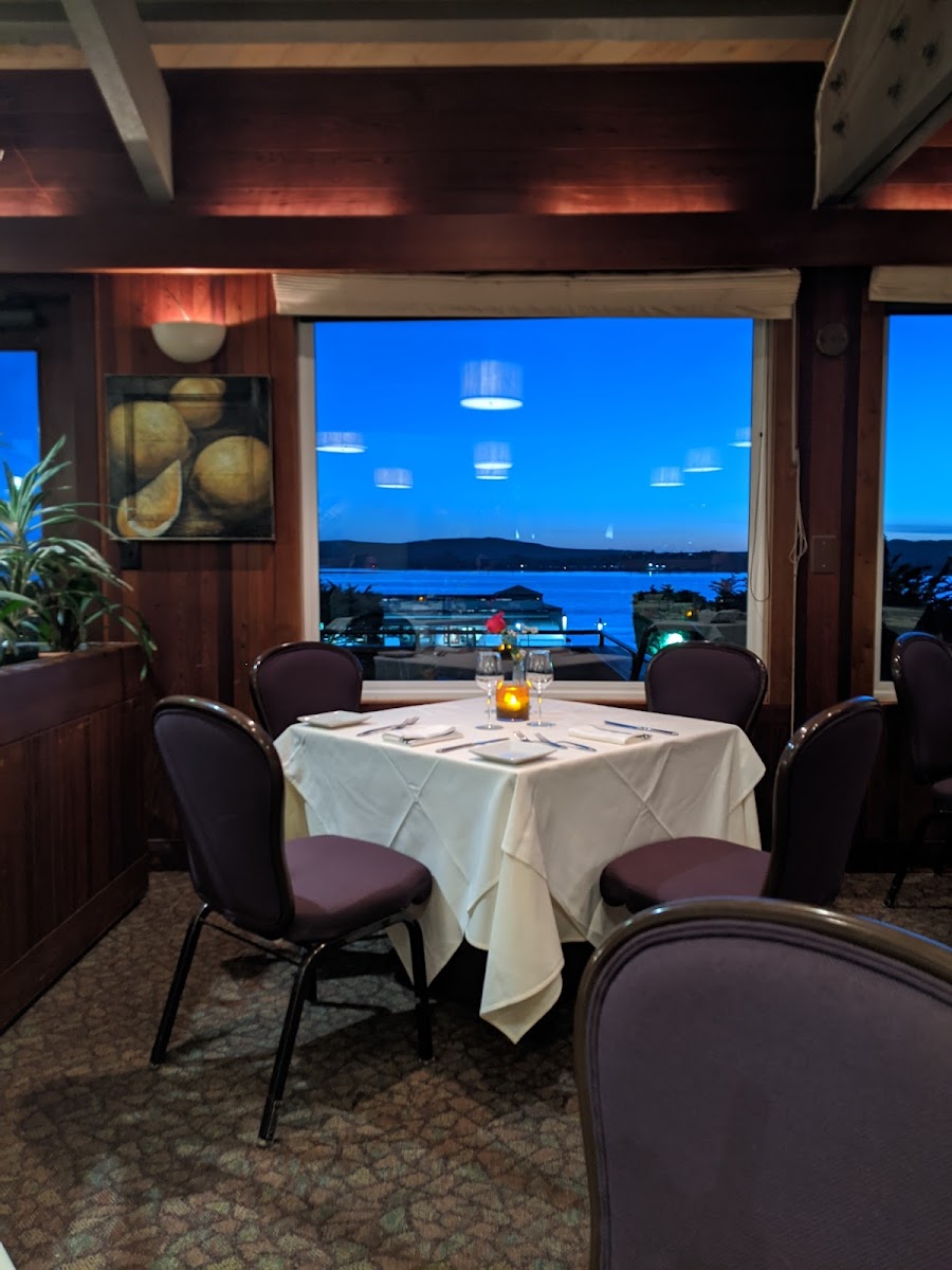 The Bay View Restaurant & Lounge