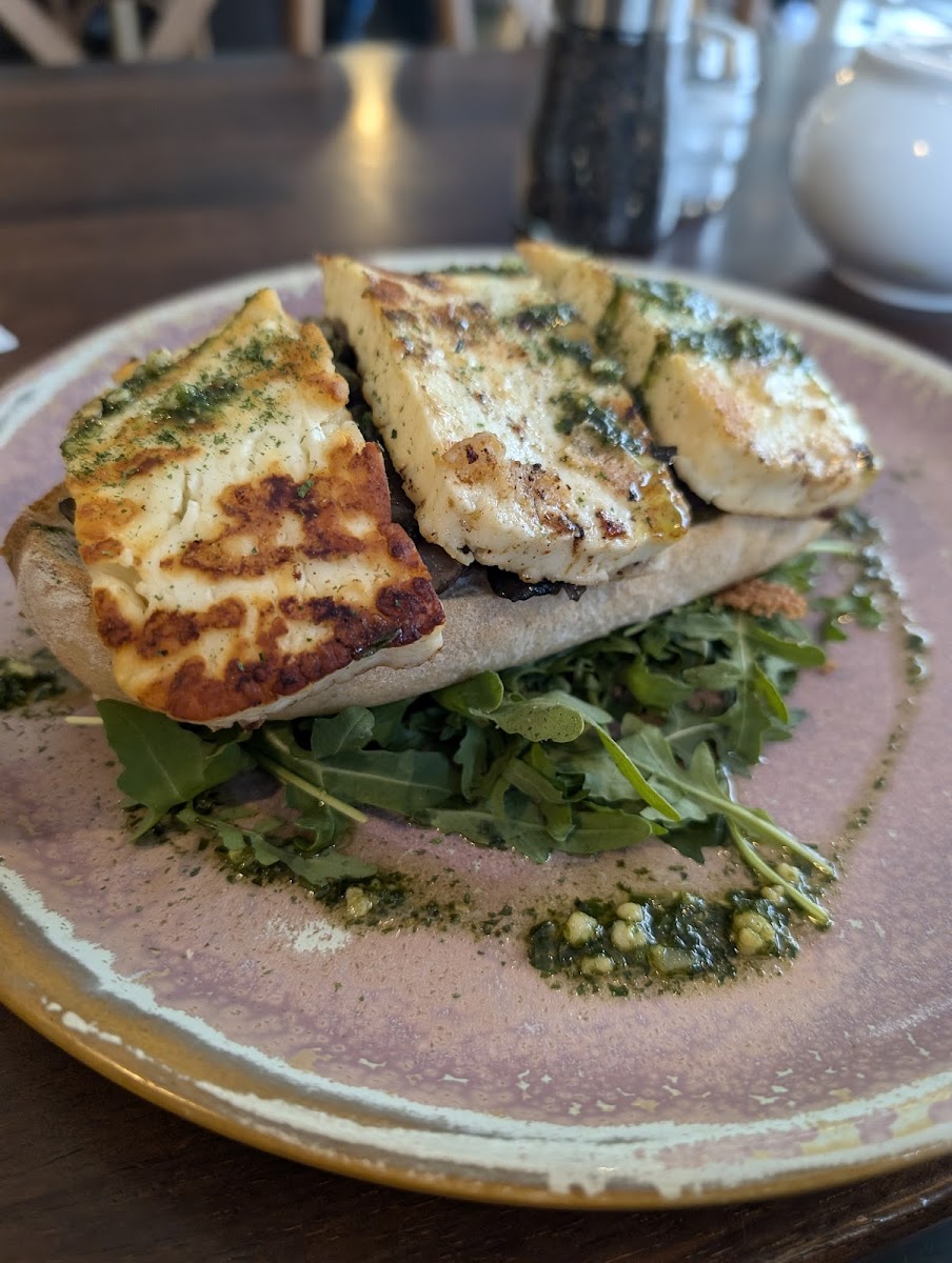 The Bees Knees Cafe Photos 9