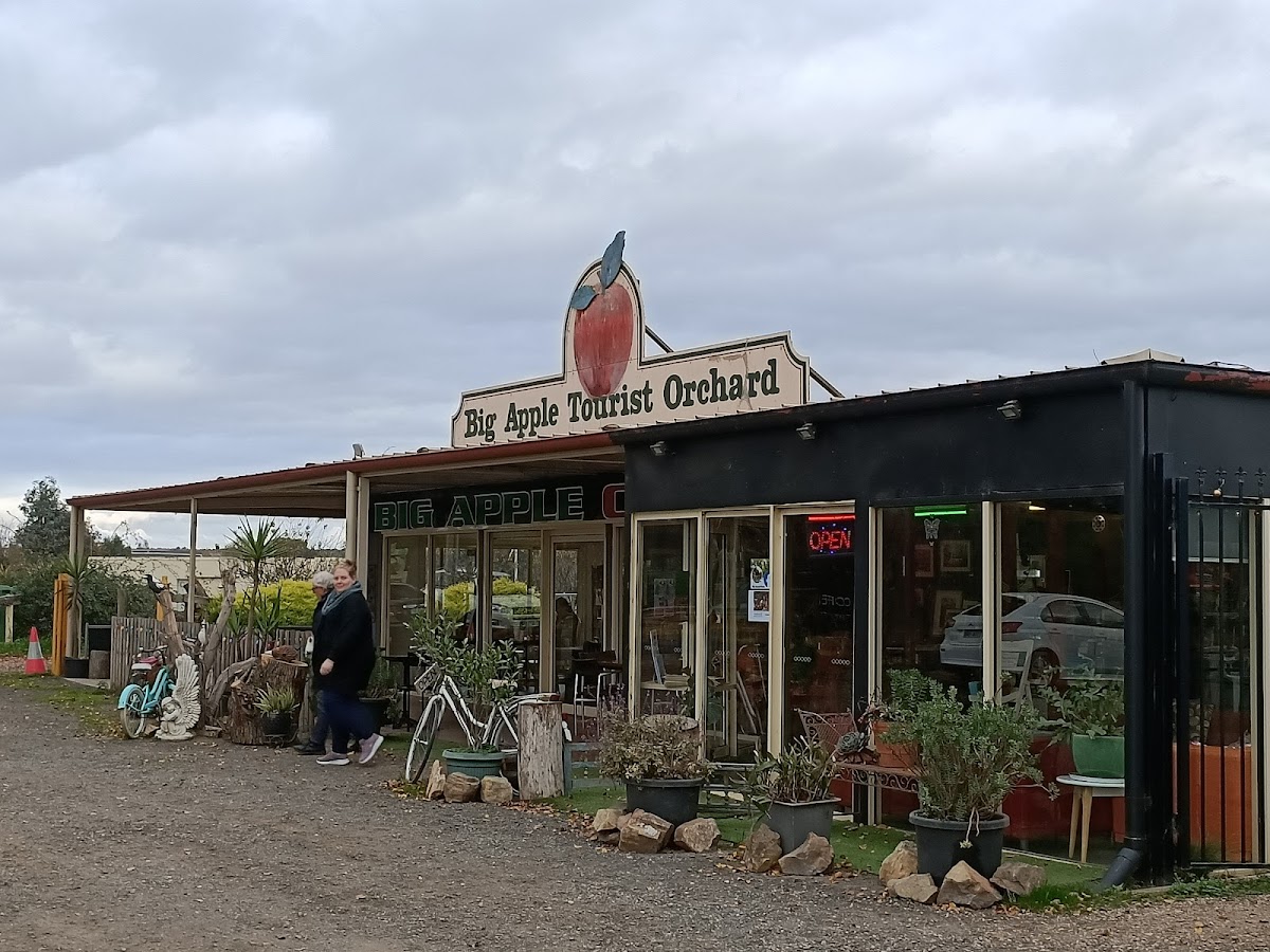 The Big Apple Cafe