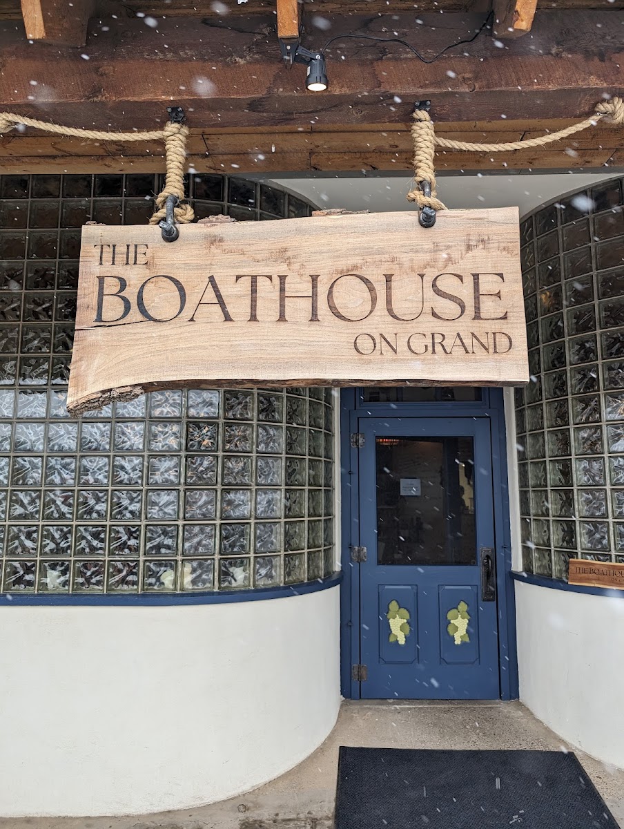 The Boathouse On Grand