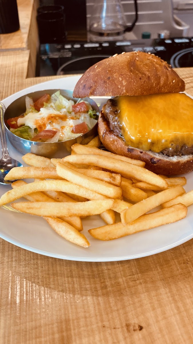 The Burger Nation ザ バーガーネイション｜バー ネイションズ Photos 9