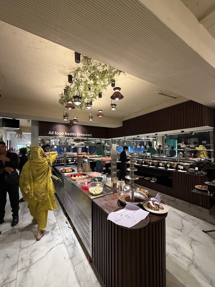 The Carnival All Day Buffet Gulberg Photos 2