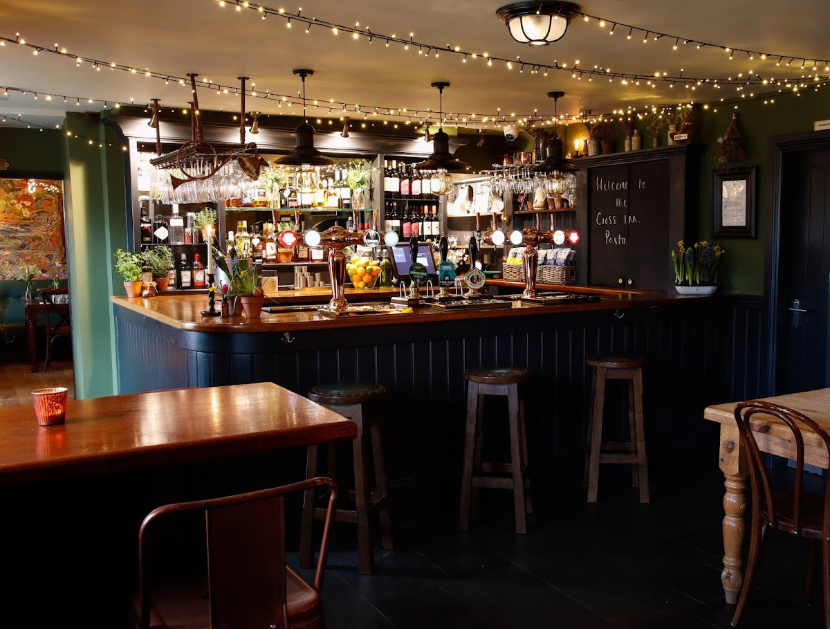 The Cross Inn Pub & Kitchen